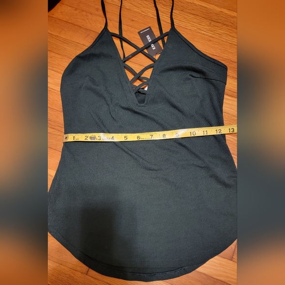 Express y2k Criss Cross V-Neck Tank Top NWT - Picture 5 of 7